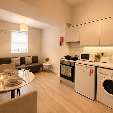Apartment Sweet *